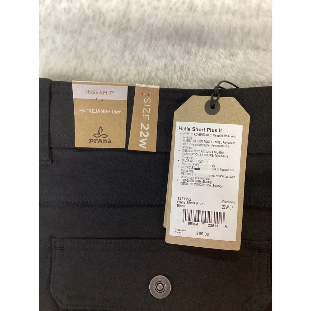 Prana Halle Short Plus II Black 22W 7 Inch Inseam 1971192 ReZion Hiking Shorts